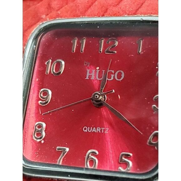 HUGO Quartz Red Y2k Big Statement Square Stainless Steel Cuff Ladies Watch - Picture 5 of 8